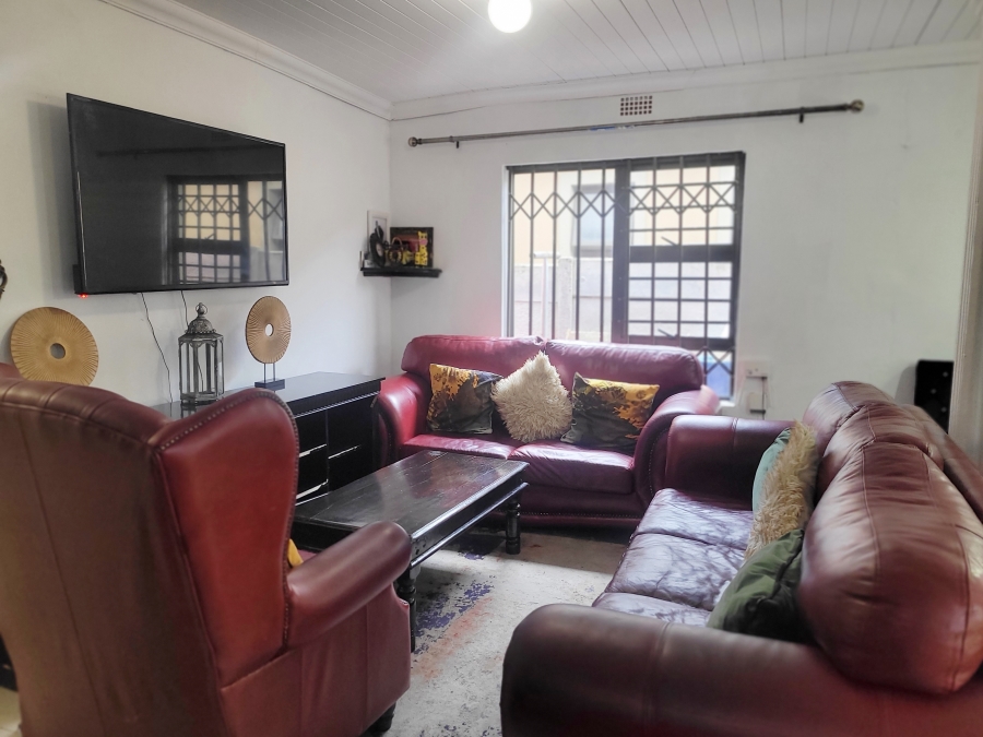 To Let 3 Bedroom Property for Rent in Hagley Western Cape